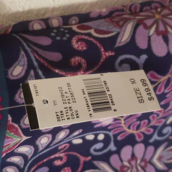 Amy Wear 3/4 sleeve top - Picture 3 of 5